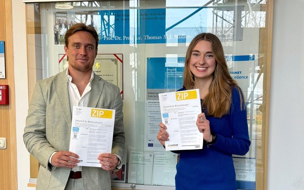 Cover ZIP 2025/43 mit Merwald und Jahn