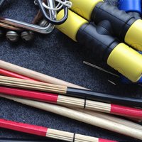 Detail: Percussionsinstrumente, Sticks und Rods