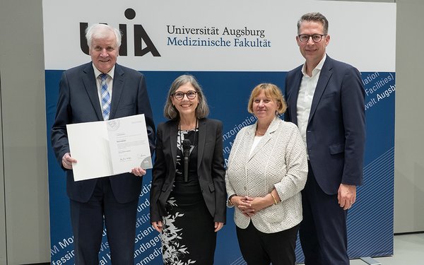 Ehrendoktorwürde für Horst Seehofer