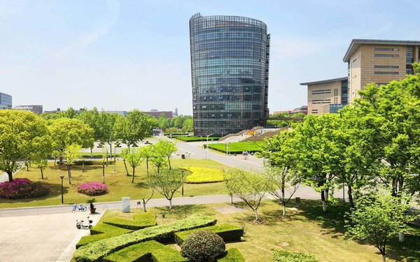 Die East China Normal University (ECNU) Shanghai, zu sehen ist der Minhan Campus.