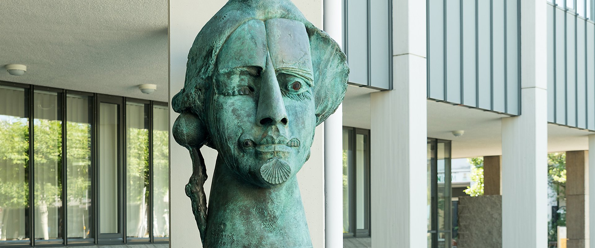 Auf dem Foto sieht man das Kunstwerk Archiva 87 von Jürgen Goertz