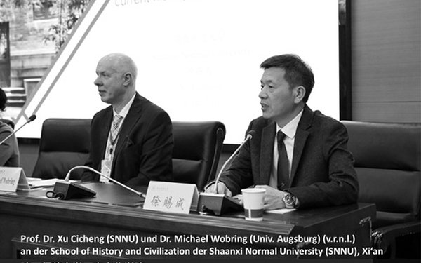 Prof.  Dr. Xu Cicheng (SNNU) und Dr. Michael Wobring (Universität Augsburg) an der School of History and Civilisation der Shaanxi Normal University