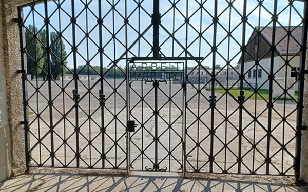 EIngang zum KZ Dachau