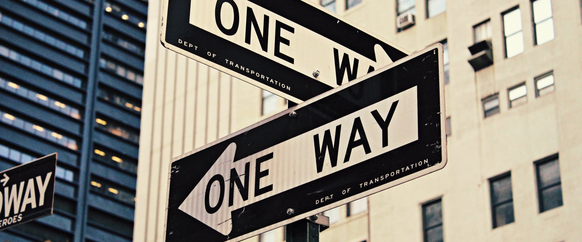 one way sign