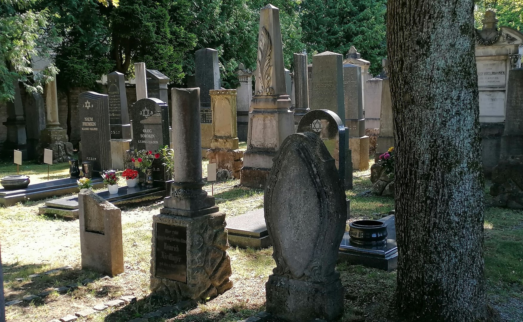 Exkursion an den Jüdischen Friedhof Augsburg