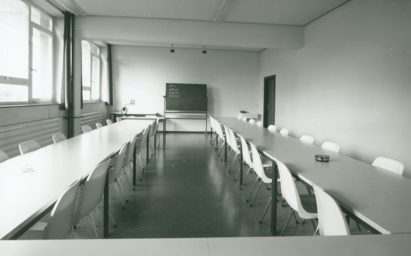 1978 | Erste Absolventen
