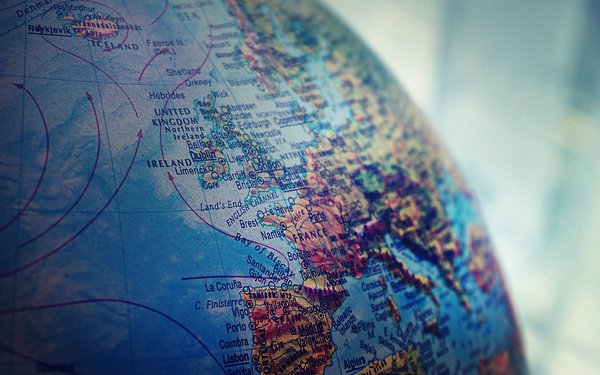 shallow focus photo of world globe