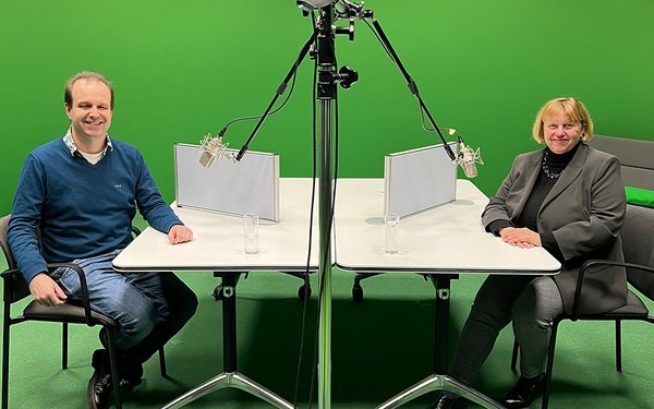 Podcast UniA Research to go mit Prof. Weidenmann