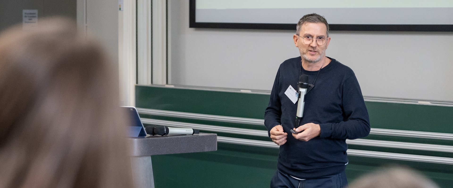Peter Prislin speaking at 4. AUXMT