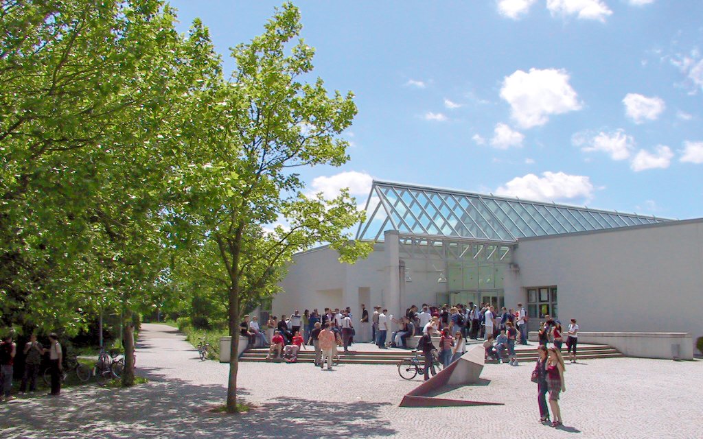 Universität Augsburg unter den Top 10% der BWL-Standorte