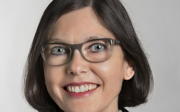 Portraitfoto von Prof. Dr. Martina Kadmon, Gründungsdekanin der Medizinischen Fakultät