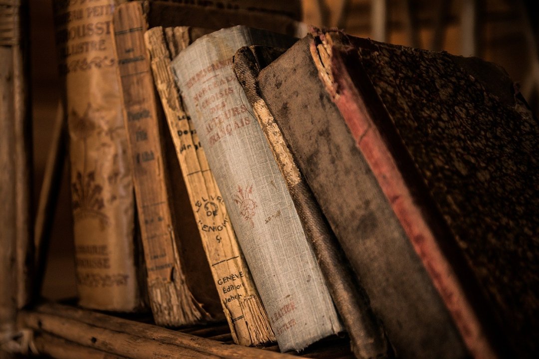 Bücherrücken