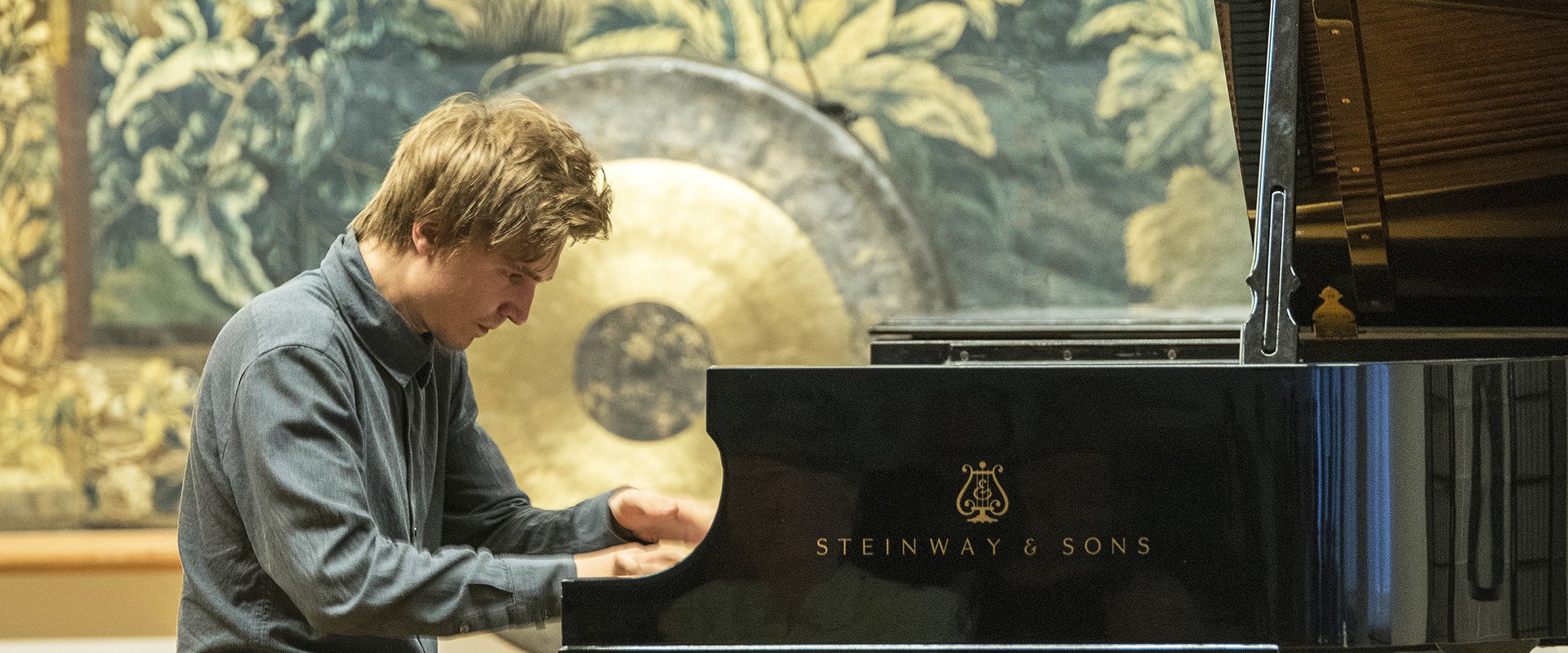 Evgeny Konnov spilet beim  Konzert zu Liszt 2018