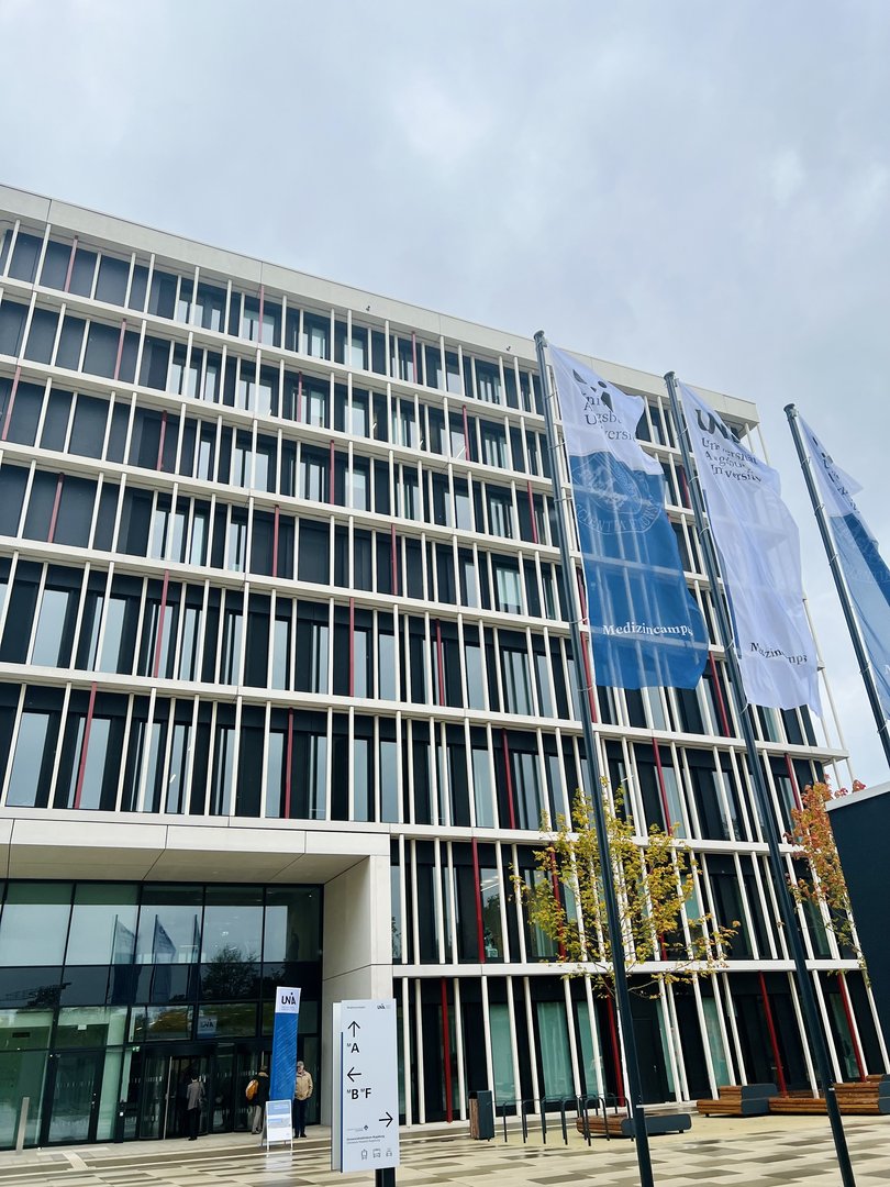 Feierliche Eröffnung des neuen Lehrgebäudes und Medizincampus der Universität Augsburg