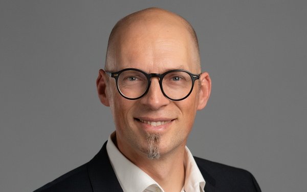 Prof. Dr. Martin Kment