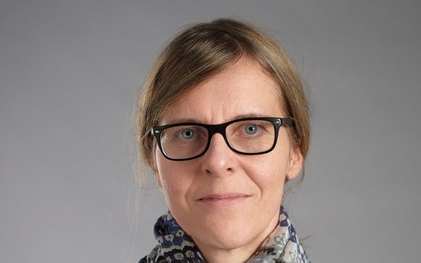 Portrait von Prof. Dr. Warning