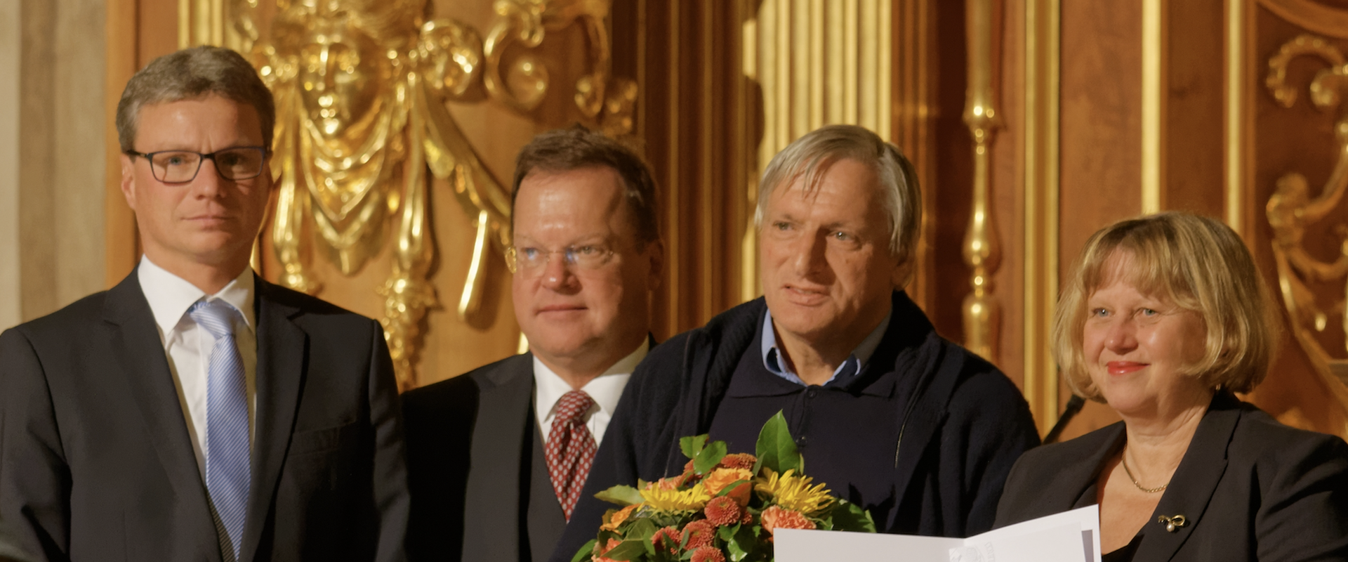 Foto der Preisverleihung des Mietek Pemper Preises an Don Luigi Ciotti