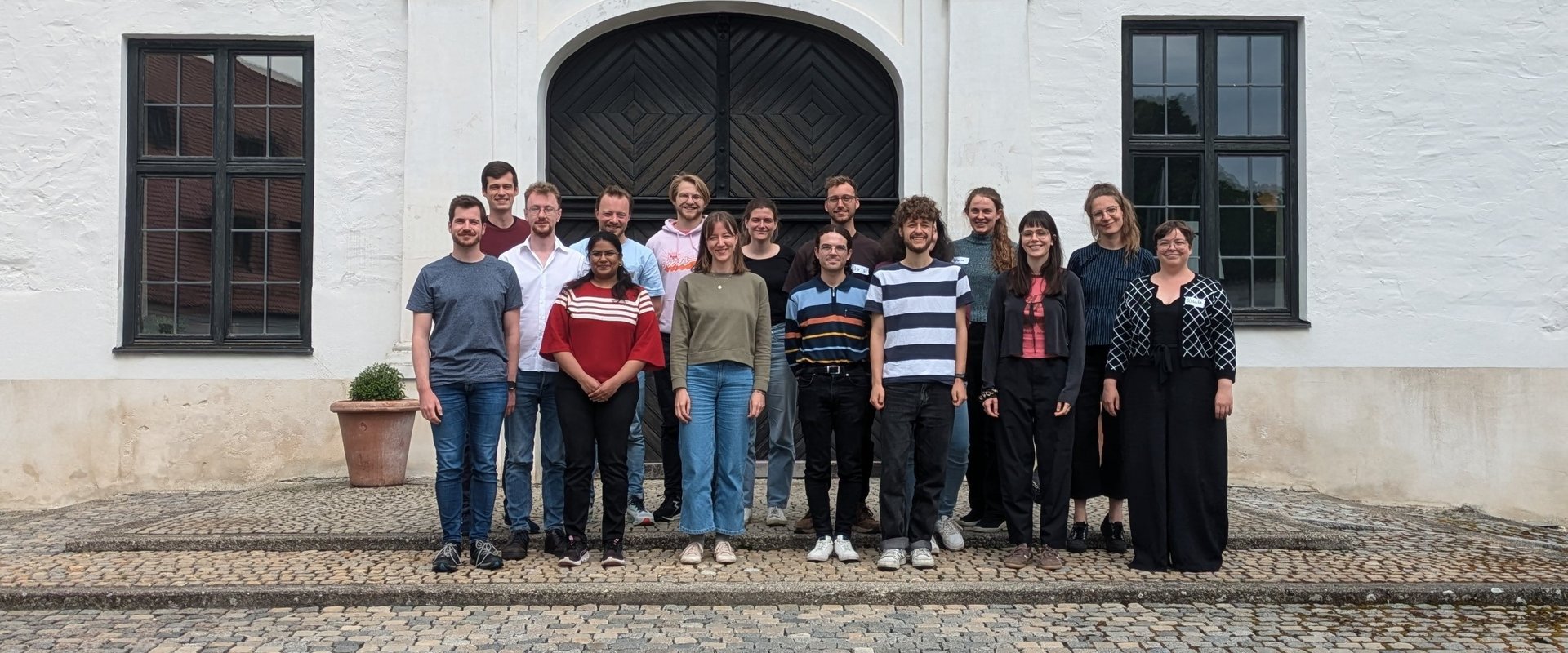 group picture of the participants of the workshop in Reisensburg 2025