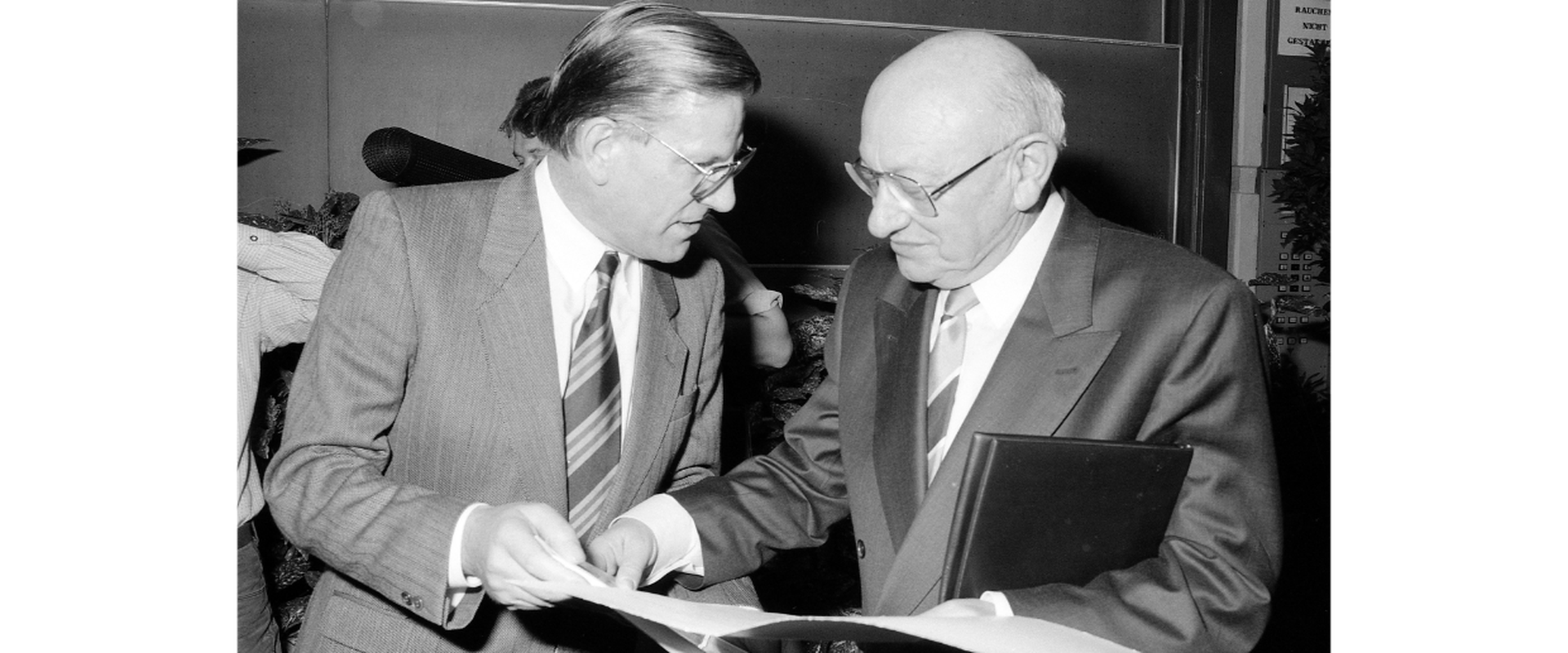 Marcel Reich-Ranicki wird zum Ehrendoktor ernannt