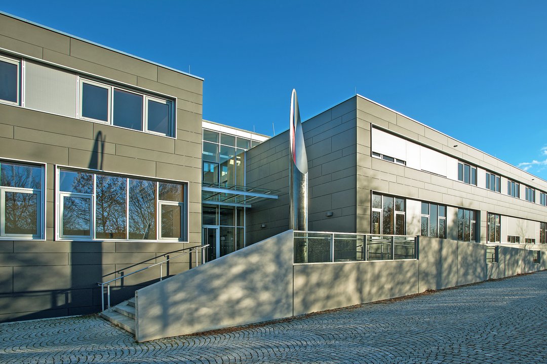 Auf dem Bild sieht man die das Zentrum für Weiterbildung und Wissenstransfer.