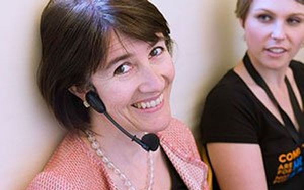 Edith „Eche“ Wregg als Moderatorin beim internationalen Leopold-Mozart-Wettbewerbs 2016