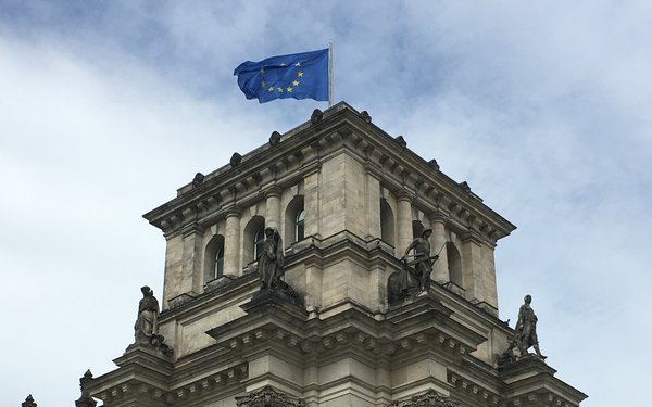 Historischer Eckturm des Reichstagsgebäudes Berlin