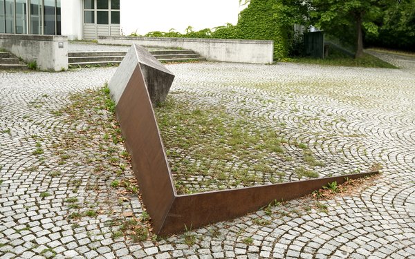 Auf dem Bild erkennt man das Kunstwerk Ohne Titel von Klaus Goth