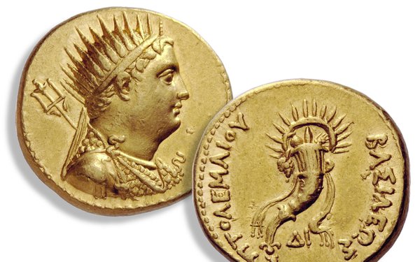 Goldmünze mit der Porträt Ptolemaios' III. und einem Füllhorn aus der 2. Hälfte des dritten Jahrhunderts vor Christus