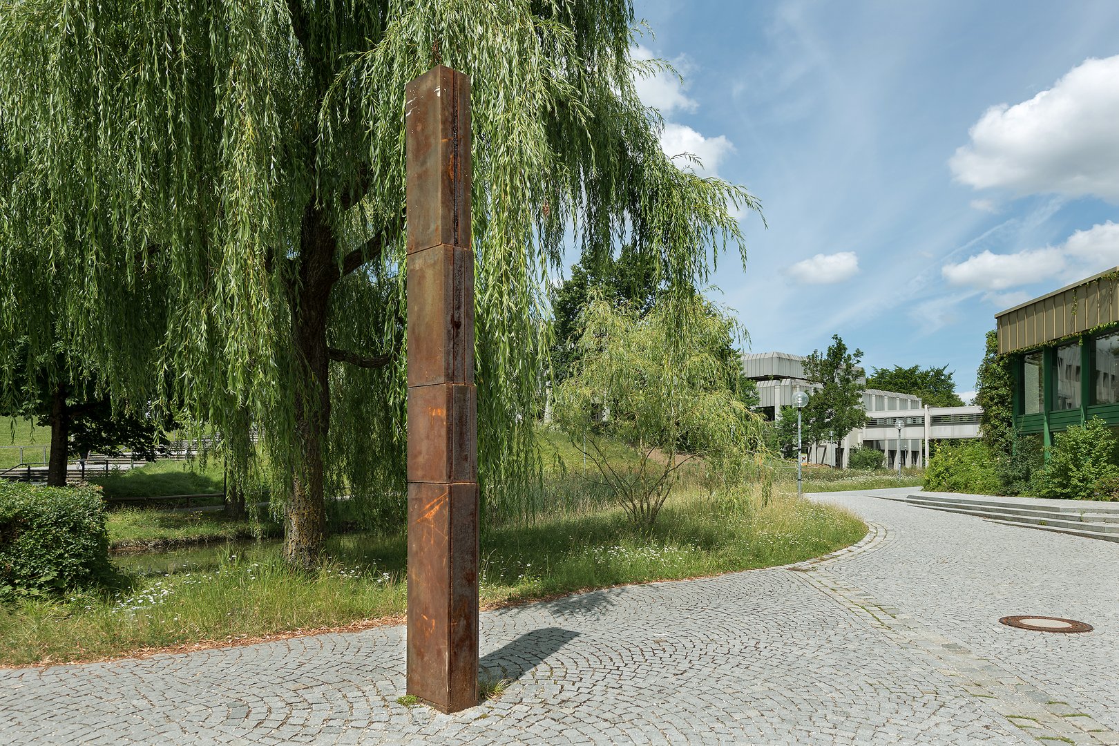 Joachim Bandau: Stele – Kern und Hülle, 1989