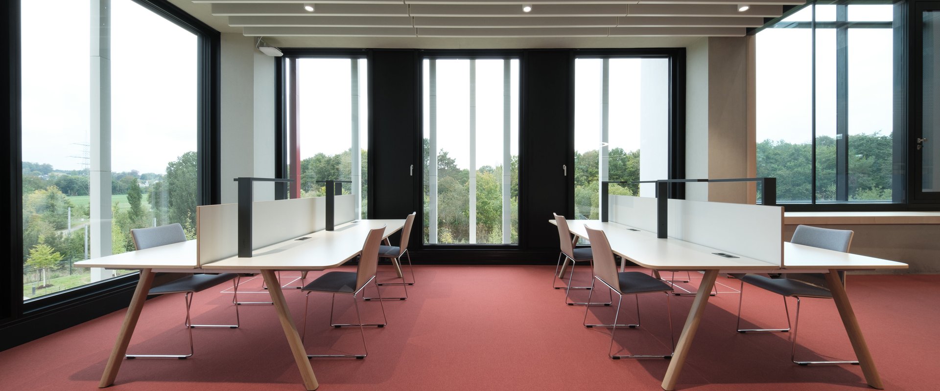 Arbeitsplätze in der Teilbibliothek Medizin