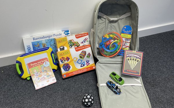 Spielzeugkoffer für Kinder im Grundschulalter