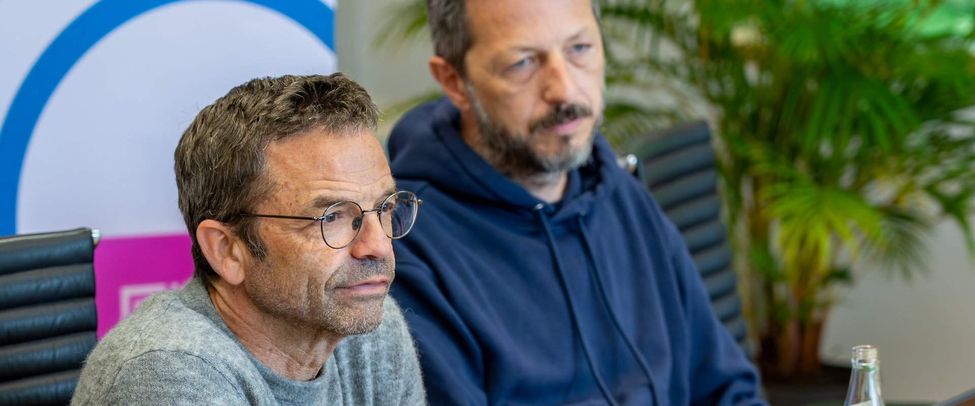 Mitarbeiter des Vorstands in der gemeinsamen Sitzung