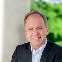 Dr. Andreas Grabenstein