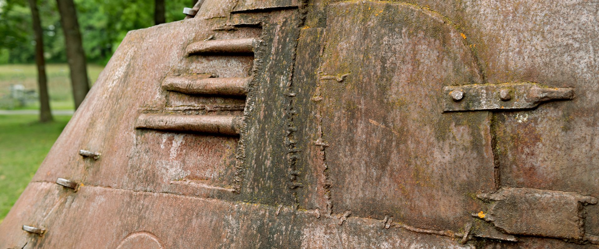 Auf dem Bild sieht man das Kunstwerk Kopfform von Wolfgang Bier
