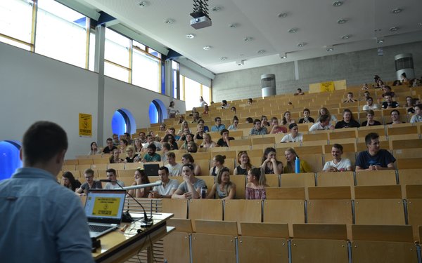 Studentische Vollversammlung
