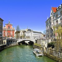 Kanal scfließt durch Ljubljana